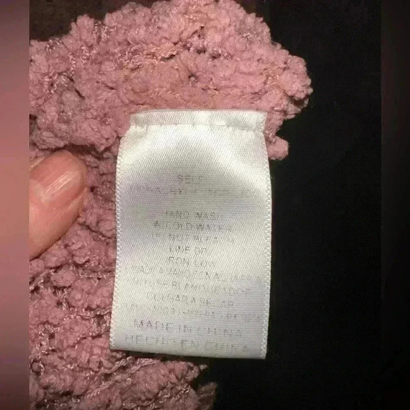 Listicle large mauve / dusty rose relaxed fit  V Neck popcorn sweater. GUC. - Picture 10 of 11